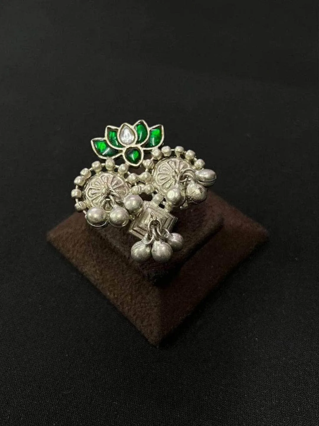 Ankush Bahuguna In Oxidised Green Pearl Ring