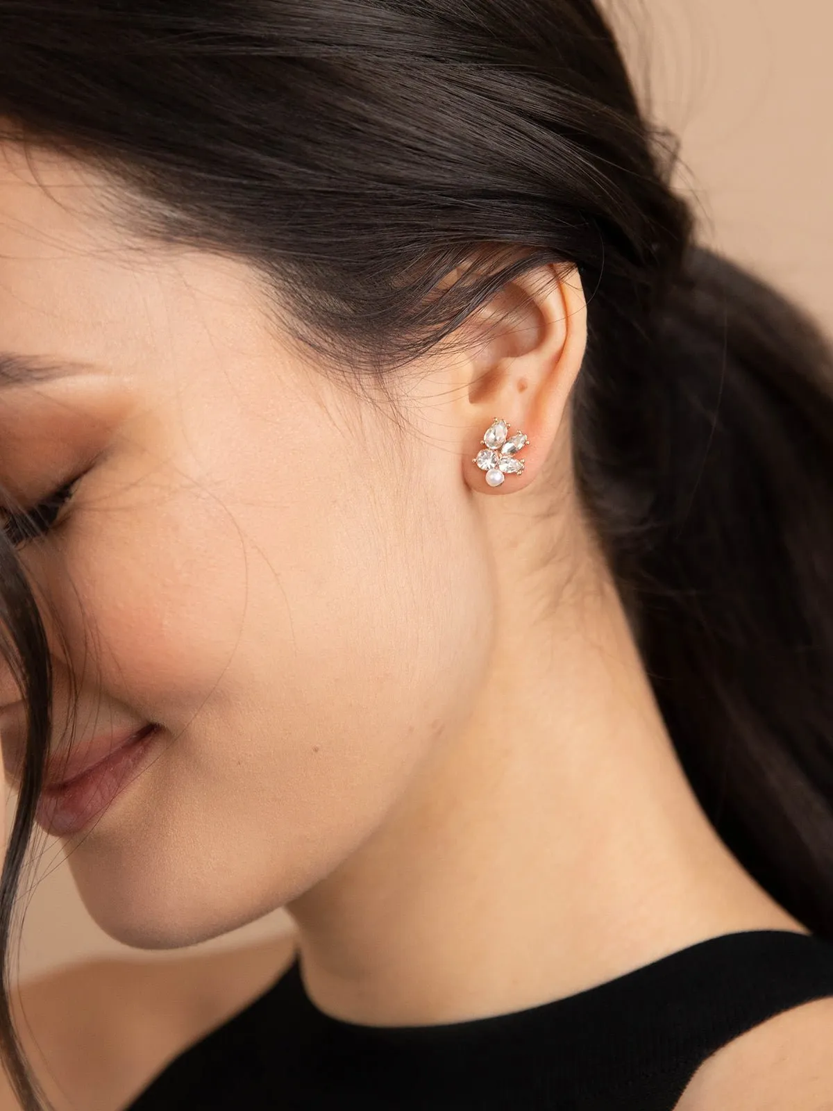Ariel Studs