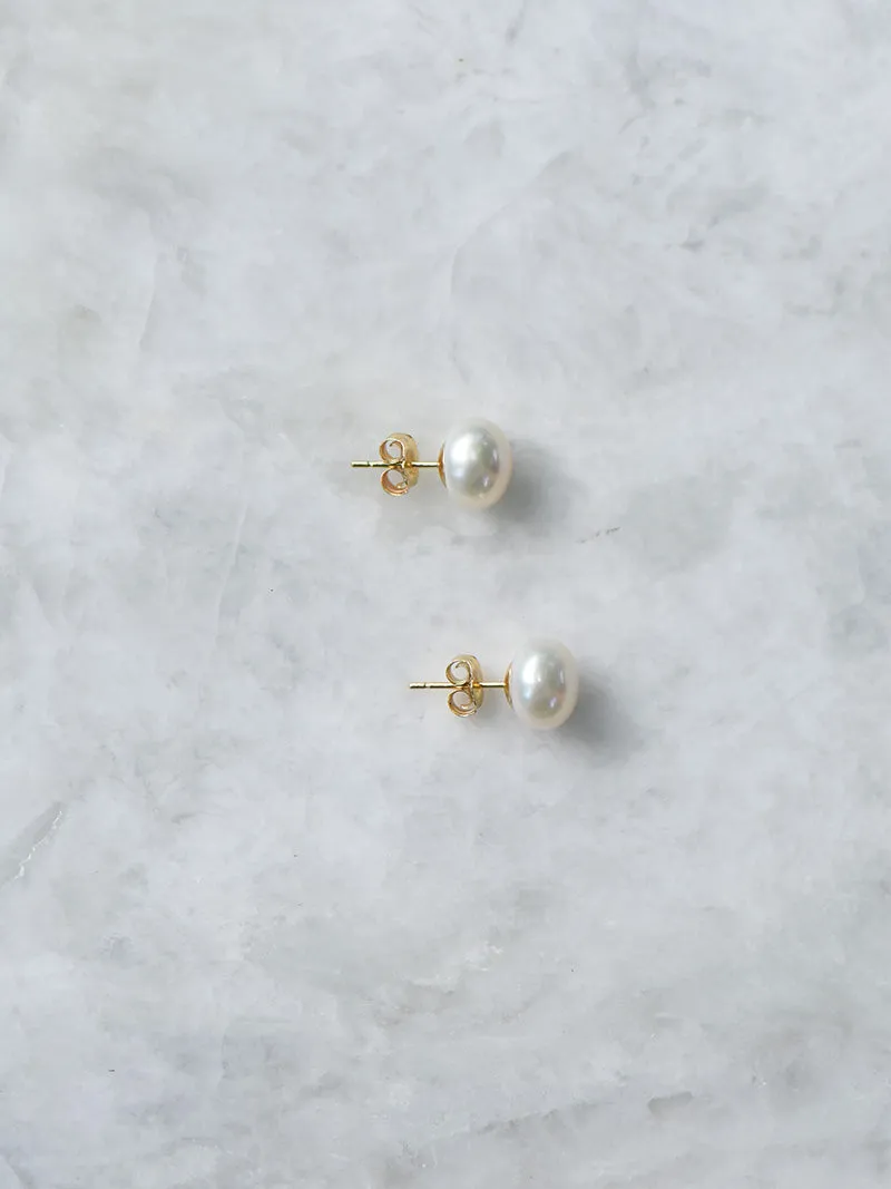 Button Pearl Studs | 9k Gold