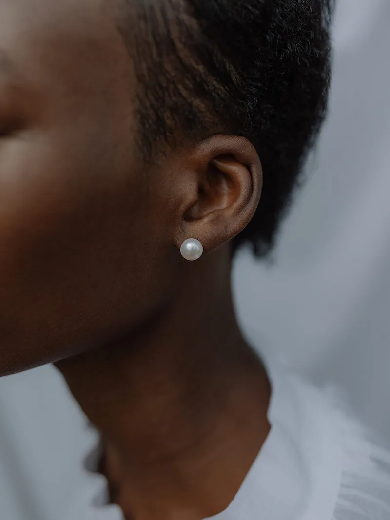 Button Pearl Studs | 9k Gold