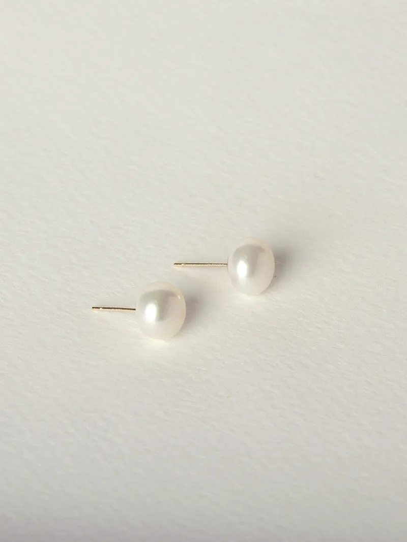 Button Pearl Studs | 9k Gold