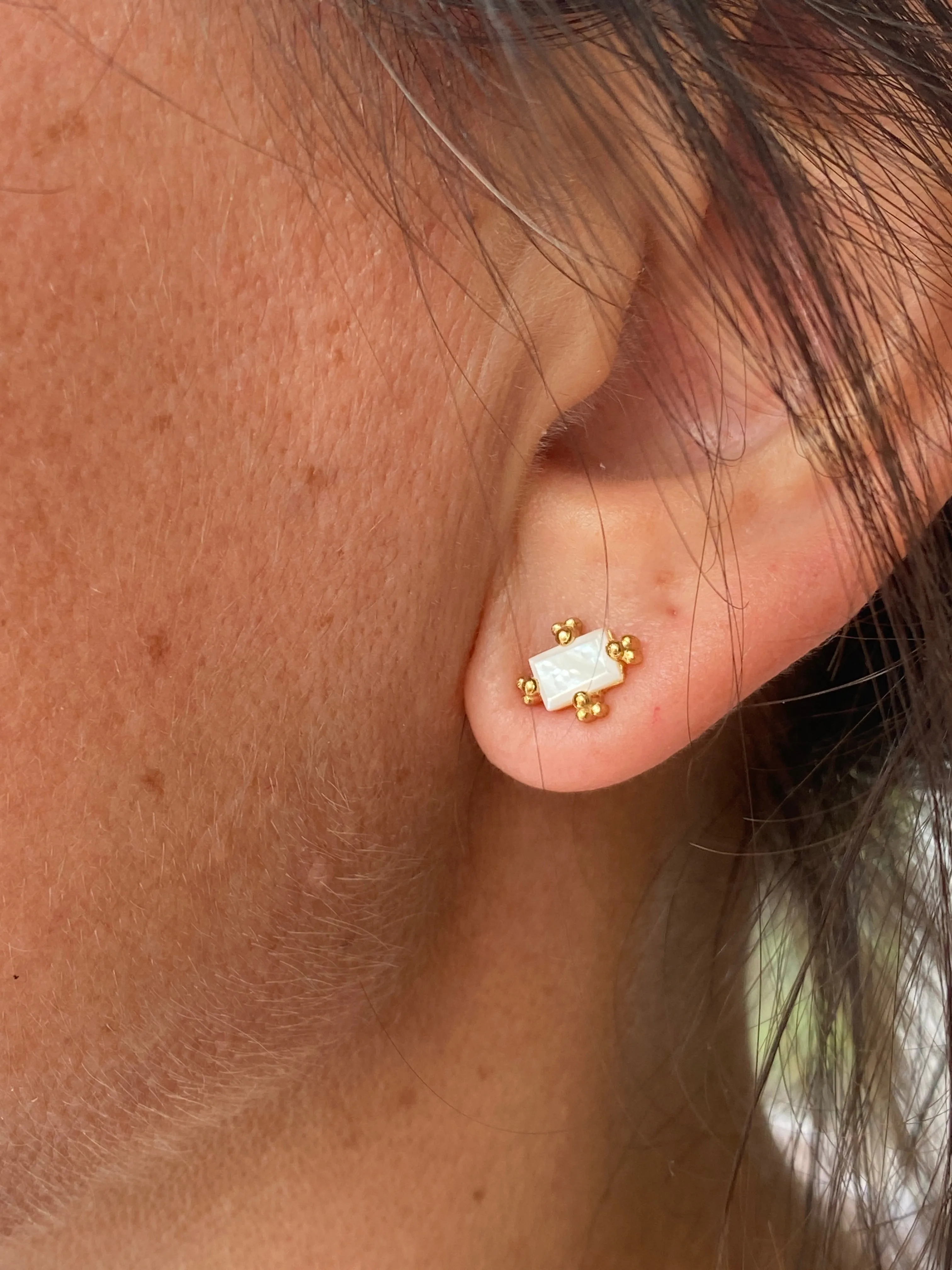 Ecorce blanche Stud Earrings