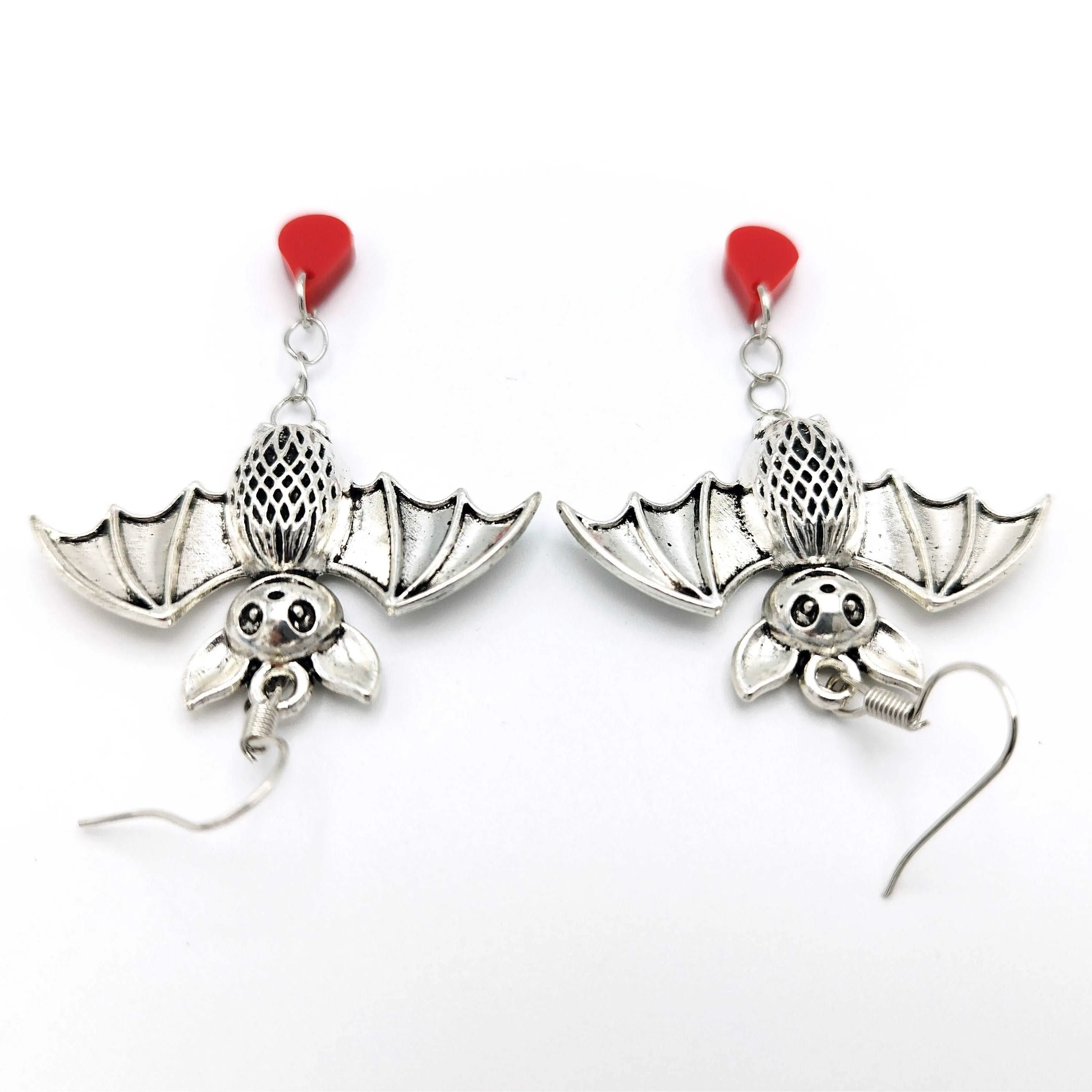 FLYING SMILY BAT | Embrace the Night!