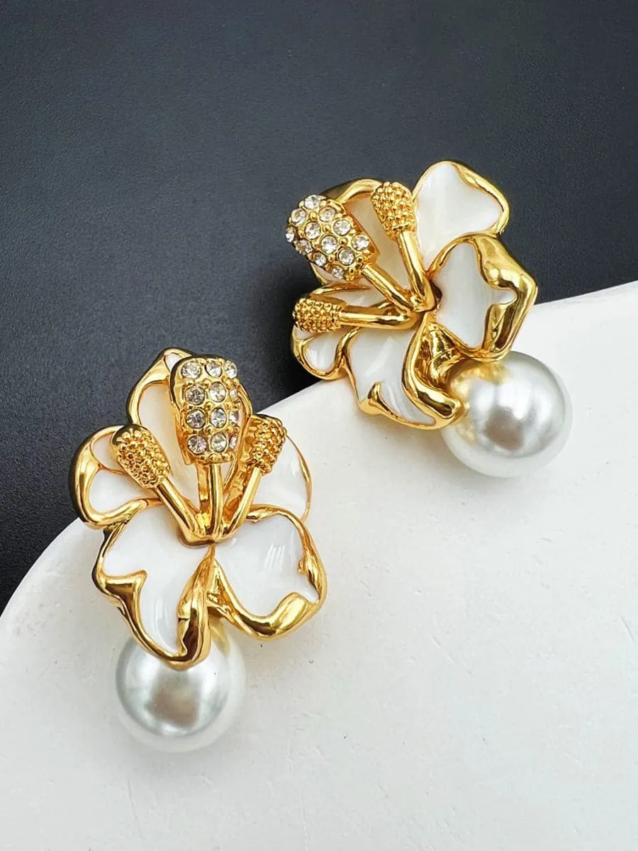 Pearl Stereoscopic Camellia Earrings MSE00146