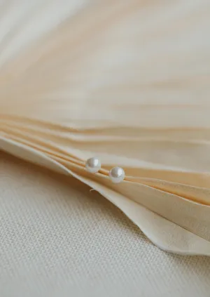 Pearl Studs