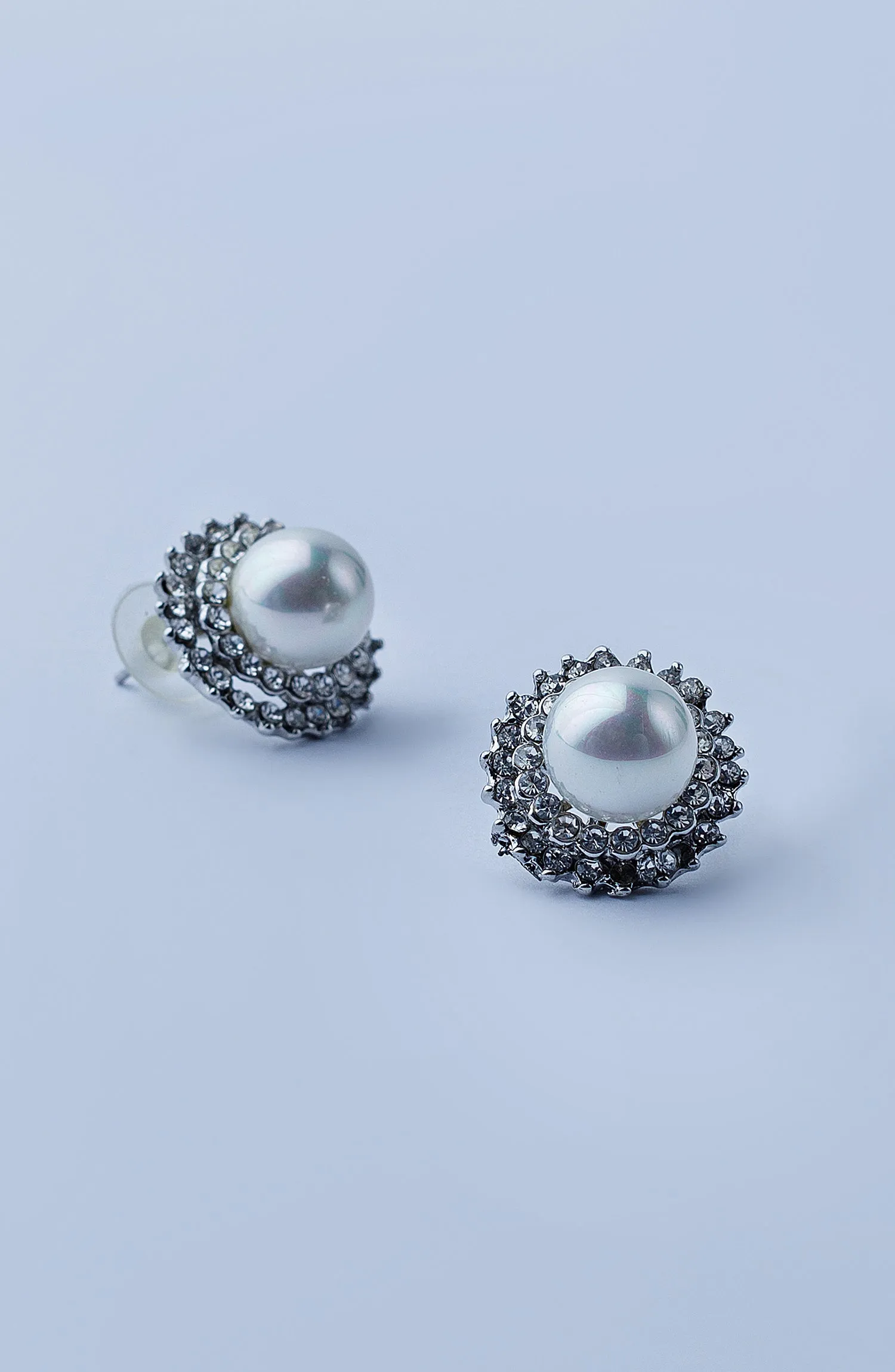 WOMEN EARRINGS - WHITE (WAJE23W-1046)
